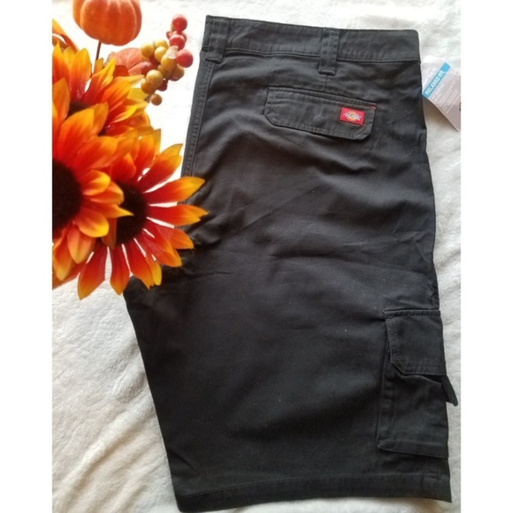 Womens Dickies Black Cargo Shorts (oc2)